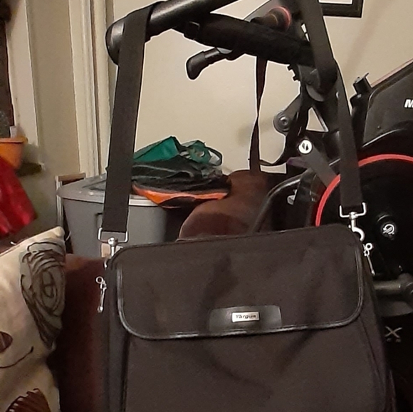 Laptop suitcase - Picture 2 of 5